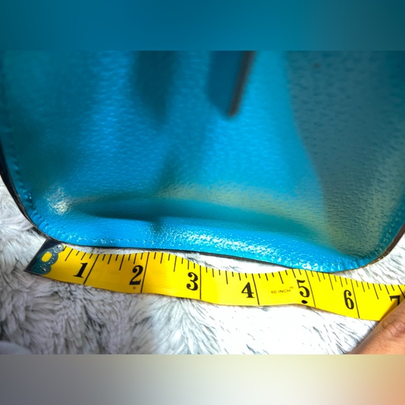 kate spade New York Purse - New Condition - Picture 5 of 7